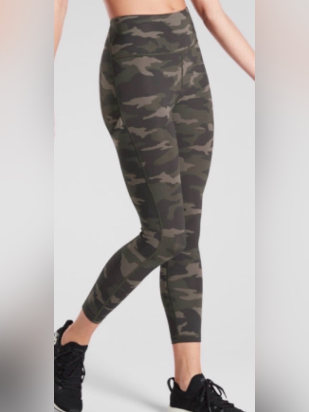 Athleta Ultimate 7/8 Tight Camo Leggings Medium